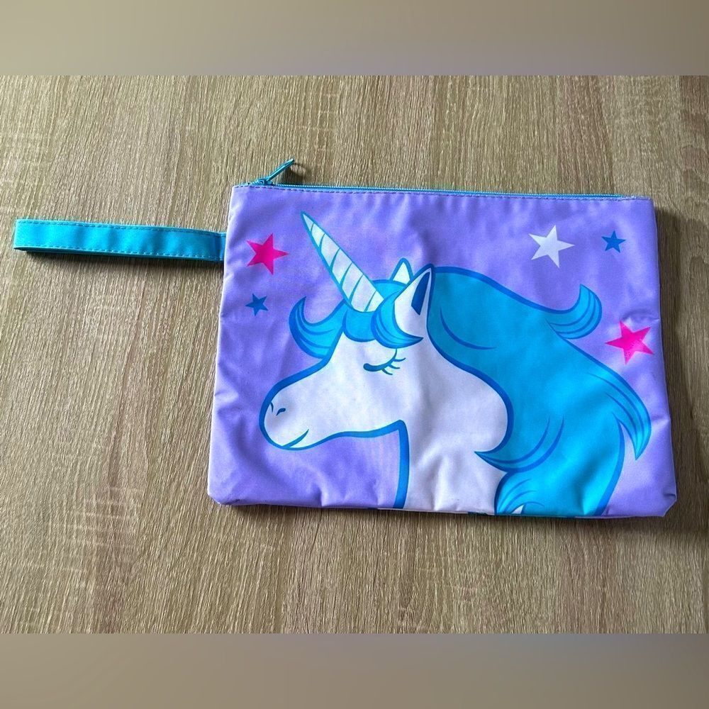 NWOT … Unicorn “Wet / Dry” Bag